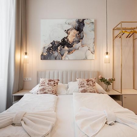 W30 - Wesselenyi Charming Apartment - Best Location By Bqa Budapest Eksteriør bilde